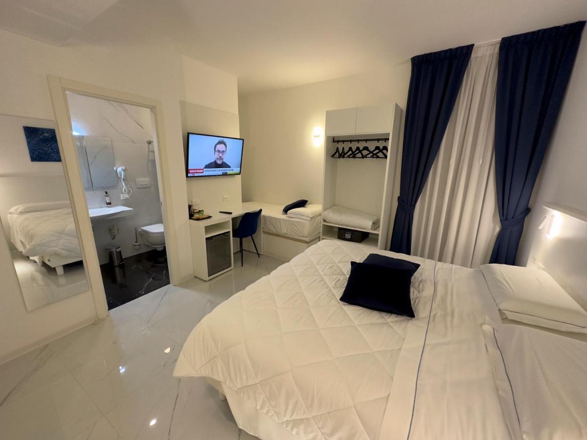 Hotel Smart Cruise Civitavecchia Exterior foto